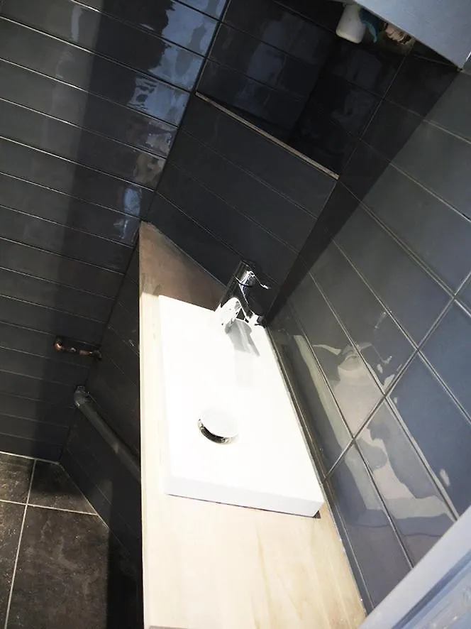 2 Pieces Avec Balcon Plein Sud Appartement Parijs